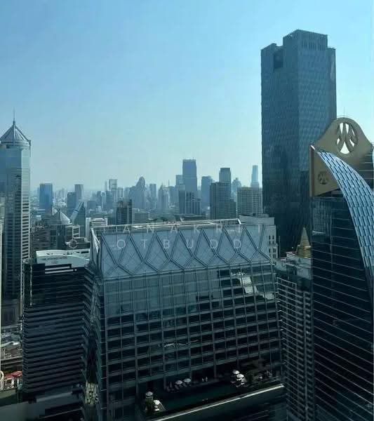 Noble Ploenchit, Bangkok, 1035 Ploenchit Road, Lumphini, Pathum Wan, Bangkok, 3 Bedrooms, 209 sqm, Condo For Rent, by Tanakrit Chotbuddkayan, 500649905 - DDproperty.com