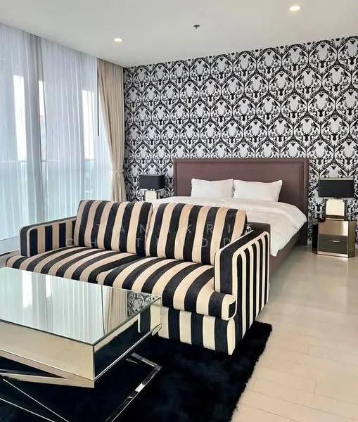 Noble Ploenchit, Bangkok, 1035 Ploenchit Road, Lumphini, Pathum Wan, Bangkok, 3 Bedrooms, 209 sqm, Condo For Rent, by Tanakrit Chotbuddkayan, 500649905 - DDproperty.com