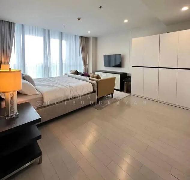 Noble Ploenchit, Bangkok, 1035 Ploenchit Road, Lumphini, Pathum Wan, Bangkok, 3 Bedrooms, 209 sqm, Condo For Rent, by Tanakrit Chotbuddkayan, 500649905 - DDproperty.com
