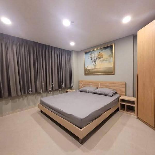 Baan Phrom Phong, Bangkok, Soi Sukhumvit 39, Khlong Tan Nua, Watthana, Bangkok, 2 Bedrooms, 105 sqm, Condo For Rent, by Tanakrit Chotbuddkayan, 500649969 - DDproperty.com