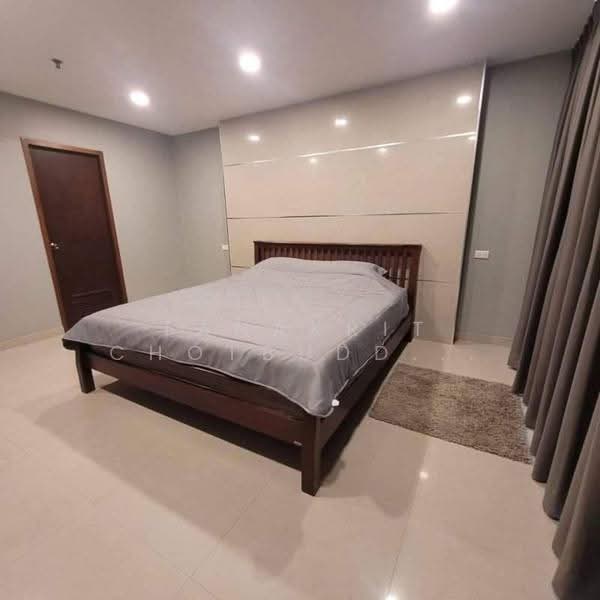 Baan Phrom Phong, Bangkok, Soi Sukhumvit 39, Khlong Tan Nua, Watthana, Bangkok, 2 Bedrooms, 105 sqm, Condo For Rent, by Tanakrit Chotbuddkayan, 500649969 - DDproperty.com