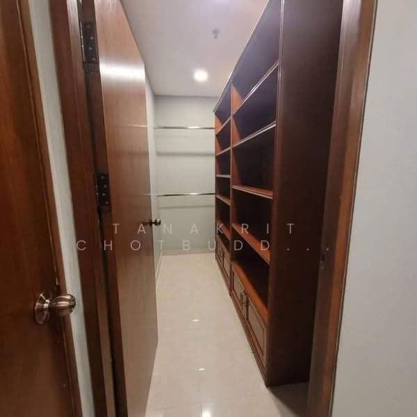 Baan Phrom Phong, Bangkok, Soi Sukhumvit 39, Khlong Tan Nua, Watthana, Bangkok, 2 Bedrooms, 105 sqm, Condo For Rent, by Tanakrit Chotbuddkayan, 500649969 - DDproperty.com