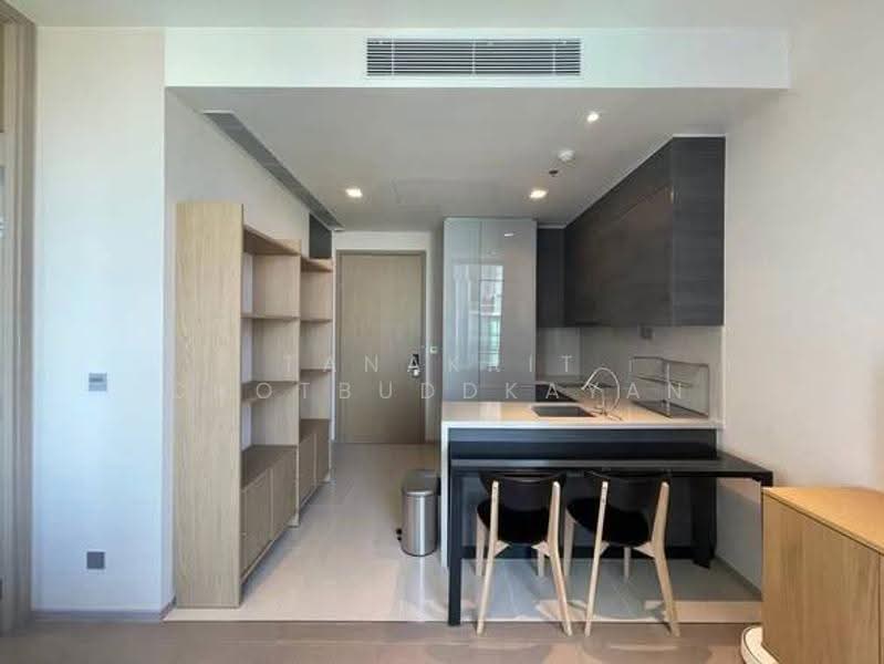The Esse Asoke, Bangkok, 333 Soi Sukhumvit 21, Sukhumvit Road, Khlongtoei Nua, Watthana, Bangkok, 1 Bedroom, 45 sqm, Condo For Rent, by Tanakrit Chotbuddkayan, 500649977 - DDproperty.com