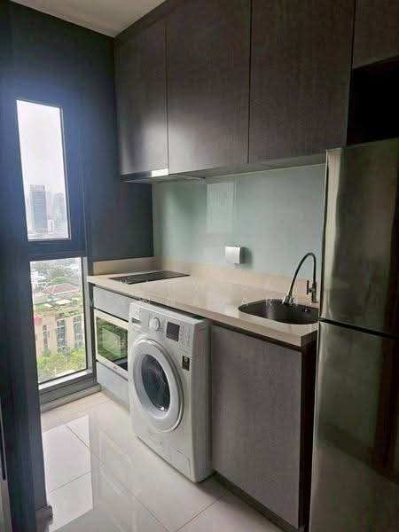 Rhythm Sukhumvit 36-38, Bangkok, 55 Soi Sukhumvit 36, Sukhumvit Road, Phra Kanong, Khlong Toei, Bangkok, 1 Bedroom, 33 sqm, Condo For Rent, by Wanwisa Wannasarn, 500650098 - DDproperty.com