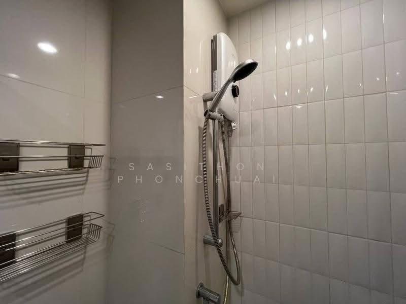 Life Asoke, Bangkok, Asoke-Dindang Road, Bang Kapi, Huai Khwang, Bangkok, 1 Bedroom, 35 sqm, Condo For Rent, by Sasithon Phonchuai, 500650176 - DDproperty.com