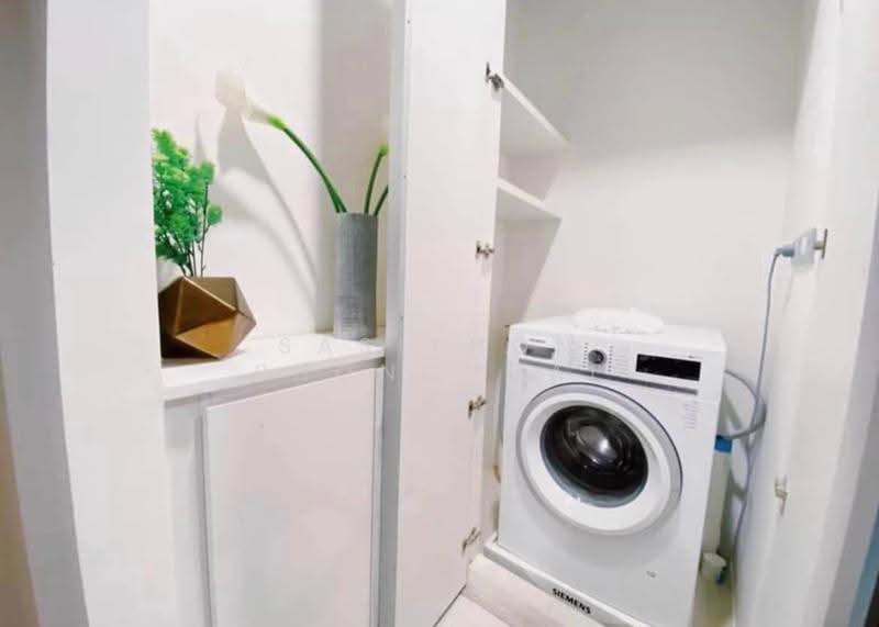 Rhythm Sukhumvit 42, Bangkok, Soi Sukhumvit 42, Sukhumvit Road, Phra Kanong, Khlong Toei, Bangkok, 1 Bedroom, 50 sqm, Condo For Rent, by Sasithon Phonchuai, 500650214 - DDproperty.com