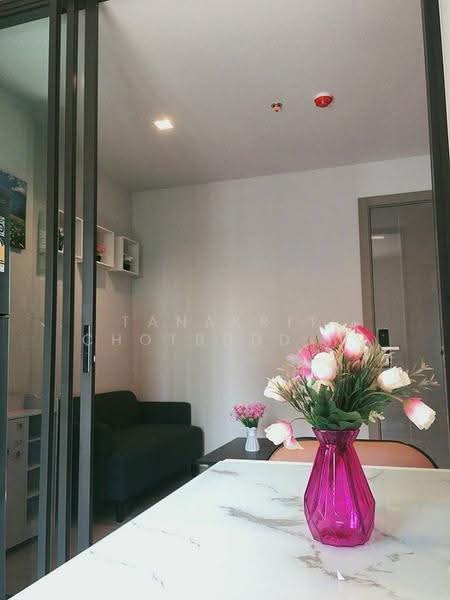 Life Asoke, Bangkok, Asoke-Dindang Road, Bang Kapi, Huai Khwang, Bangkok, 1 Bedroom, 32 sqm, Condo For Rent, by Tanakrit Chotbuddkayan, 500650236 - DDproperty.com