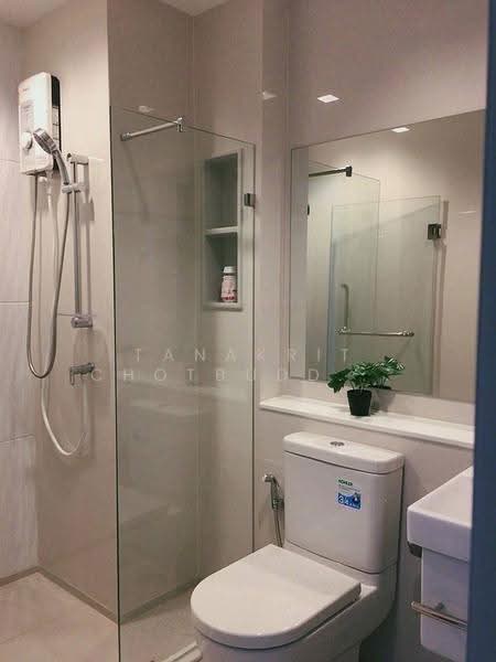 Life Asoke, Bangkok, Asoke-Dindang Road, Bang Kapi, Huai Khwang, Bangkok, 1 Bedroom, 32 sqm, Condo For Rent, by Tanakrit Chotbuddkayan, 500650236 - DDproperty.com