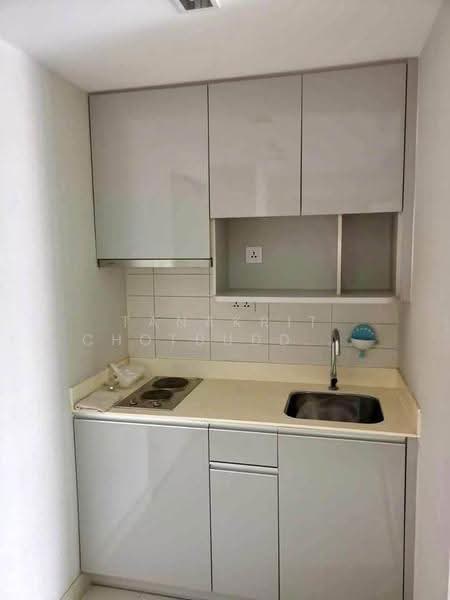 IDEO MOBI Sukhumvit 81, Bangkok, 2097 Sukhumvit Road, Bang Chak, Phra Khanong, Bangkok, 1 Bedroom, 42 sqm, Condo For Rent, by Tanakrit Chotbuddkayan, 500650251 - DDproperty.com