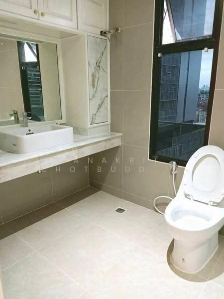 The Waterford Thonglor 11, Bangkok, 219 Soi Thonglor Sukhumvit Road, Khlong Tan Nua, Watthana, Bangkok, 2 Bedrooms, 193 sqm, Condo For Rent, by Tanakrit Chotbuddkayan, 500650303 - DDproperty.com