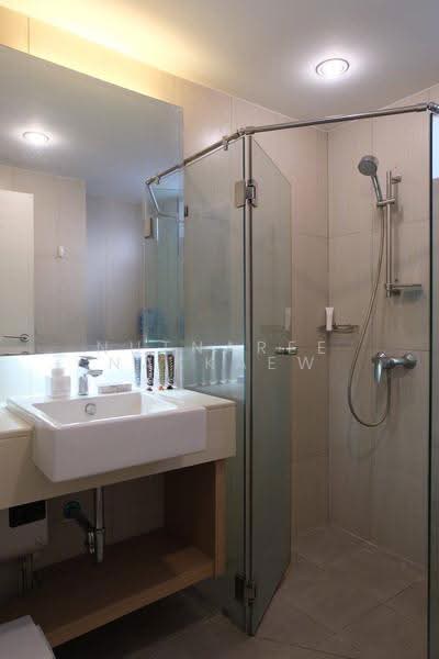 Zenith Place Sukhumvit 42, Bangkok, Sukhumvit Road, Phra Kanong, Khlong Toei, Bangkok, 1 Bedroom, 34 sqm, Condo For Sale, by Nutnaree Nakkaew, 500650462 - DDproperty.com