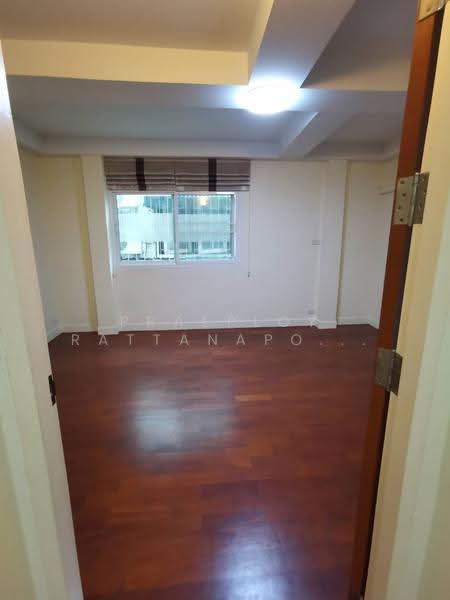 Maneeya Ville, Bangkok, Soi Wachiratham Sathit 12, Bang Chak, Phra Khanong, Bangkok, 4 Bedrooms, 200 sqm, Single Detached House For Rent, by Praeploy Rattanapornnapapatch, 500650492 - DDproperty.com