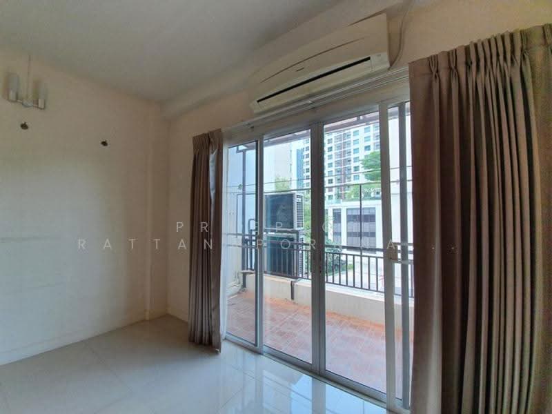 Maneeya Ville, Bangkok, Soi Wachiratham Sathit 12, Bang Chak, Phra Khanong, Bangkok, 4 Bedrooms, 200 sqm, Single Detached House For Rent, by Praeploy Rattanapornnapapatch, 500650492 - DDproperty.com