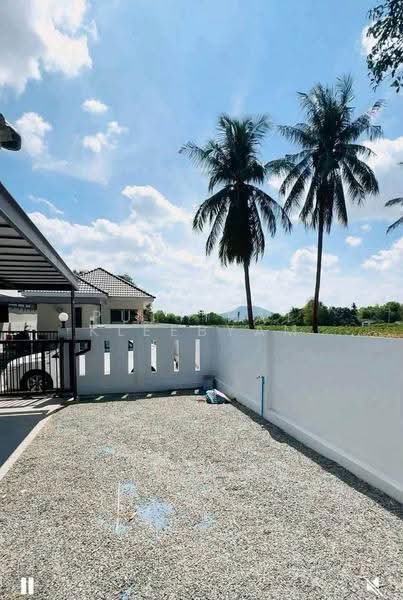 3 BR house, Chon Buri (Pattaya), Nong - Kham, Si Racha, Chon Buri (Pattaya), 3 Bedrooms, 150 sqm, Single Detached House For Sale, by Puttirat Kleebyam, 500650607 - DDproperty.com