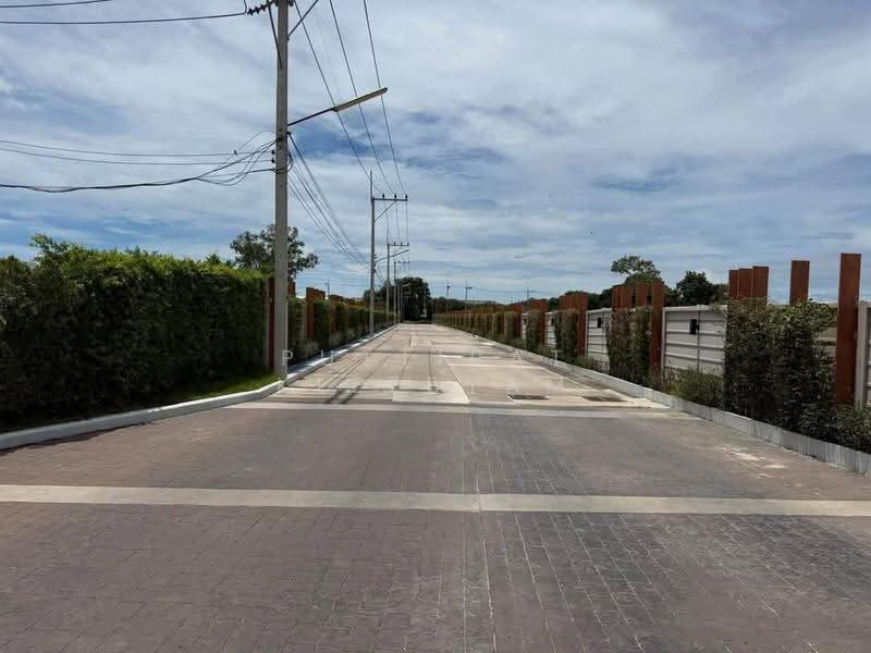 3 BR house, Chon Buri (Pattaya), Bang Lamung, Bang Lamung (Pattaya), Chon Buri (Pattaya), 3 Bedrooms, 147 sqm, Single Detached House For Sale, by Puttirat Kleebyam, 500650612 - DDproperty.com