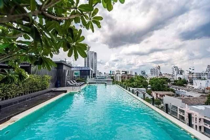 Noble Around Sukhumvit 33, Bangkok, 17 Soi Sukhumvit 33, Khlong Tan Nua, Watthana, Bangkok, 2 Bedrooms, 55 sqm, Condo For Rent, by Chayanin Khanijou, 500650665 - DDproperty.com