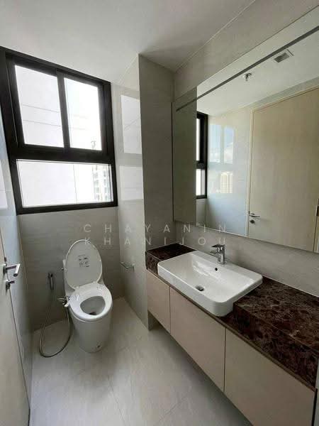 Noble State 39, Bangkok, 35 Soi Sukhumvit 39, Khlong Tan Nua, Watthana, Bangkok, 1 Bedroom, 43 sqm, Condo For Rent, by Chayanin Khanijou, 500650692 - DDproperty.com