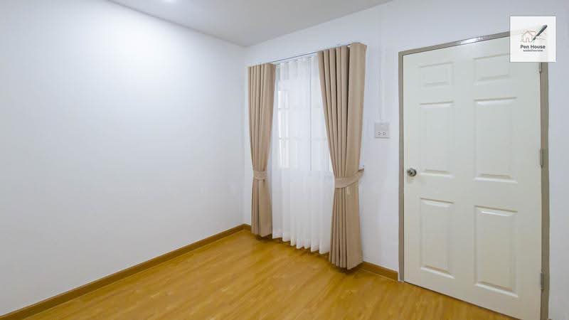 Moobaan KC Ramintra 3 : หมู่บ้านเคซีรามอินทรา 3, กรุงเทพ, ซอยหทัยราษฎร์ 39, สามวาตะวันตก, คลองสามวา, กรุงเทพ, 22 ตร.ม., ทาวน์เฮ้าส์ ขาย, โดย เพ็ญศิริ ตุ้มเทียน, 500650725 - DDproperty.com