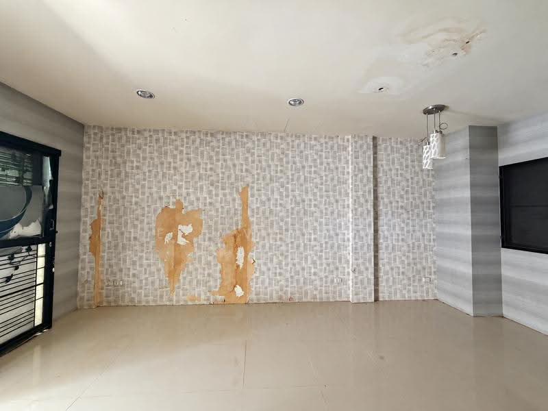 The Trop 2 Motorway-Ladkrabang, Bangkok, Prachapattana Road, Thab Yao, Lat Krabang, Bangkok, 3 Bedrooms, 184 sqm, Townhouse For Sale, by THE LIVING HUB, 500650777 - DDproperty.com