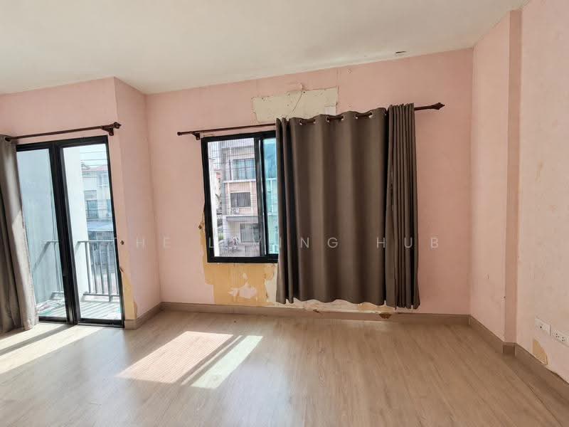 The Trop 2 Motorway-Ladkrabang, Bangkok, Prachapattana Road, Thab Yao, Lat Krabang, Bangkok, 3 Bedrooms, 184 sqm, Townhouse For Sale, by THE LIVING HUB, 500650777 - DDproperty.com