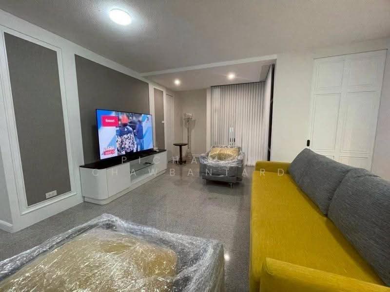 Sithakarn Condominium, Bangkok, 19 22 Chit Lom Alley, Lumphini, Pathum Wan, Bangkok, 3 Bedrooms, 245 sqm, Condo For Rent, by Pichamon Chawbantard, 500650820 - DDproperty.com