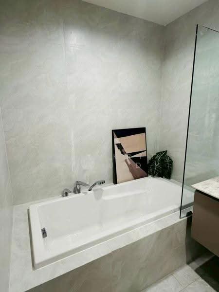 PYNN Soonvijai, Bangkok, 111 Phetchaburi Road, Bang Kapi, Huai Khwang, Bangkok, 3 Bedrooms, 137 sqm, Condo For Rent, by Tanakrit Chotbuddkayan, 500650847 - DDproperty.com
