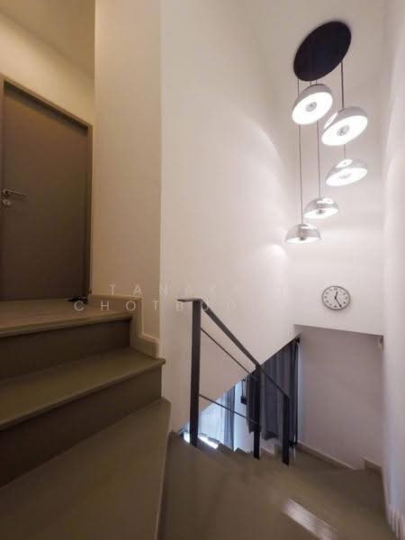 IDEO MOBI Sukhumvit 81, Bangkok, 2097 Sukhumvit Road, Bang Chak, Phra Khanong, Bangkok, 1 Bedroom, 45 sqm, Condo For Rent, by Tanakrit Chotbuddkayan, 500650901 - DDproperty.com