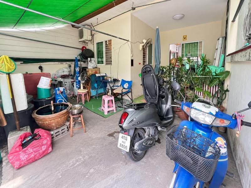 หมู่บ้านรัตนากร 8, Chon Buri (Pattaya), Nong Pru, Bang Lamung (Pattaya), Chon Buri (Pattaya), 2 Bedrooms, 100 sqm, Townhouse For Sale, by THE LIVING HUB, 500650929 - DDproperty.com