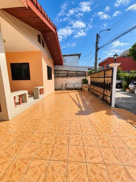 บ้านเดี่ยว 2 ชั้น อุดมสุข 26 – บางนา, กรุงเทพ, อุดมสุข, บางนาเหนือ, บางนา, กรุงเทพ, 150 ตร.ม., บ้านเดี่ยว ขาย, โดย Thananthorn Wongvarnkaseam, 500650973 - DDproperty.com