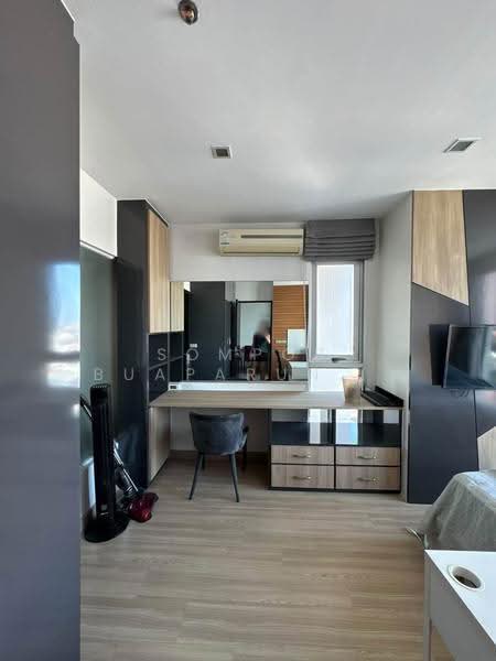 Sky Walk Residences, Bangkok, 1599 Sukhumvit Road, Phra Kanong Nua, Watthana, Bangkok, 2 Bedrooms, 60 sqm, Condo For Rent, by Sompob Buaparungsri, 500651035 - DDproperty.com