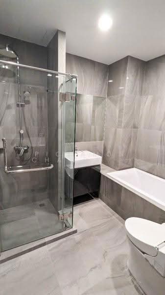 Q Prasarnmit, Bangkok, Soi Sawaddee, Sukhumvit Road, Khlongtoei Nua, Watthana, Bangkok, 1 Bedroom, 38 sqm, Condo For Rent, by Pichamon Chawbantard, 500651140 - DDproperty.com
