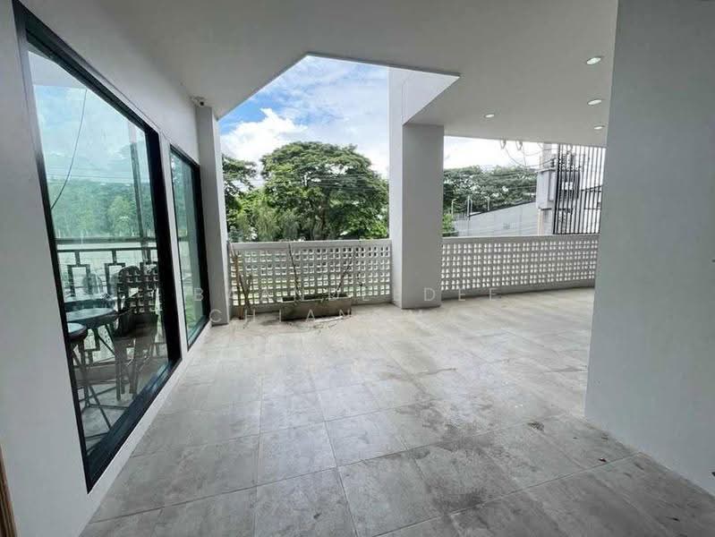 Office Building for rent near Night Bazaar, Chiang Mai Rental Price: 59,000 THB / month No.1H711, Chiang Mai, Chang Klan, Muang Chiang Mai, Chiang Mai, , 160 sqm, Office Space For Rent, by Baandeedee Chiangmai, 500651256 - DDproperty.com