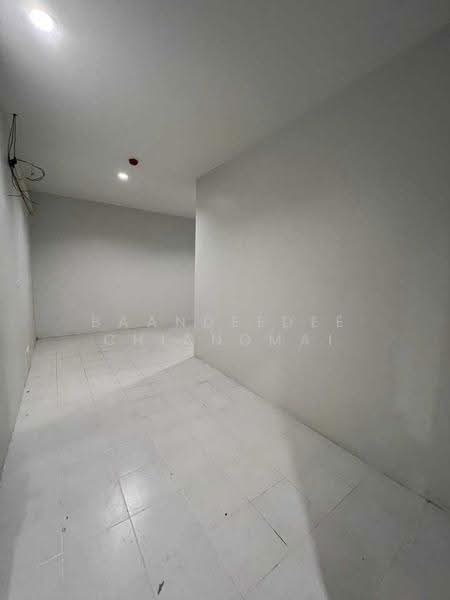 อาคารสำนักงาน ให้เช่า – ใกล้ไนท์บาซาร์ เพียง 5 นาที ค่าเช่า 59,000 บาท / เดือน รหัสทรัพย์ No.1H711, เชียงใหม่, ช้างคลาน, เมืองเชียงใหม่, เชียงใหม่, 160 ตร.ม., สำนักงาน ให้เช่า, โดย Baandeedee Chiangmai, 500651256 - DDproperty.com