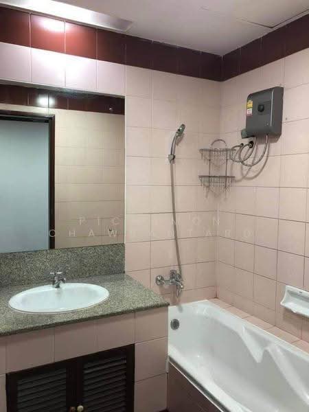 Masterview Executive Place, Bangkok, Chareonnakorn, Bang Lam Phu Lang, Khlong San, Bangkok, 1 Bedroom, 53 sqm, Condo For Sale, by Pichamon Chawbantard, 500651274 - DDproperty.com