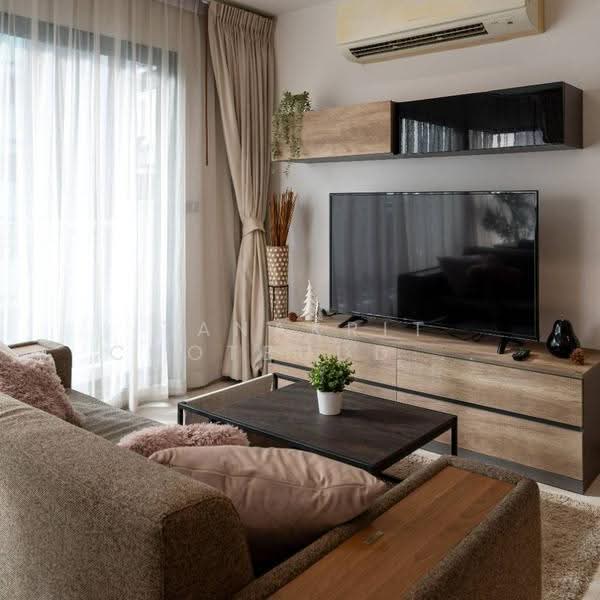 Rhythm Sukhumvit 36-38, Bangkok, 55 Soi Sukhumvit 36, Sukhumvit Road, Phra Kanong, Khlong Toei, Bangkok, 2 Bedrooms, 78 sqm, Condo For Sale, by Tanakrit Chotbuddkayan, 500651304 - DDproperty.com