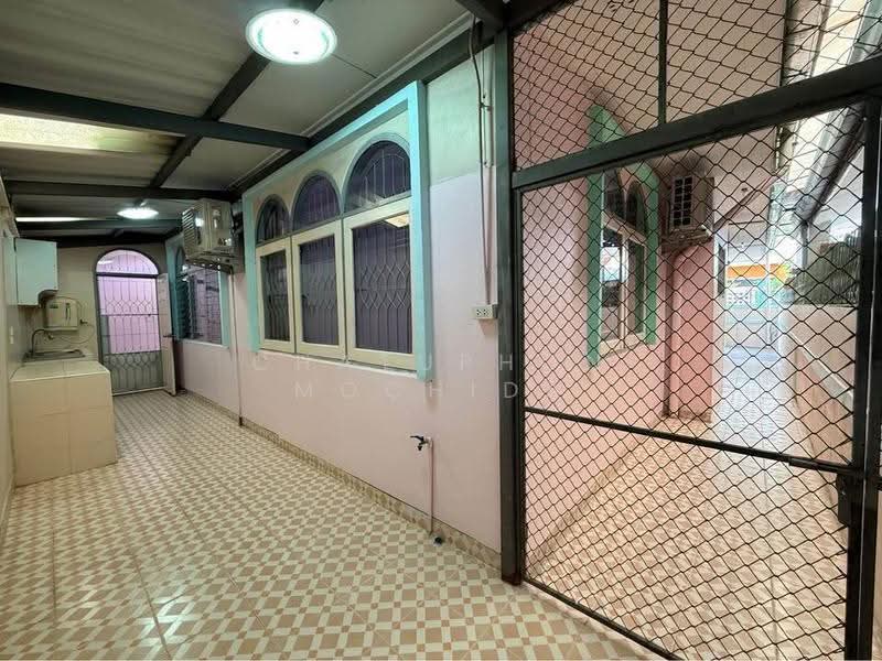 3-BR House, Bangkok, Lat Phrao, Bangkok, 3 Bedrooms, 150 sqm, Single Detached House For Rent, by Chatuphon Mochida, 500651686 - DDproperty.com