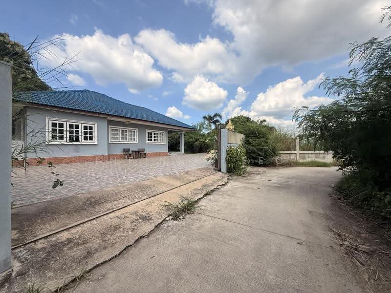 นาพร้าว ศรีราชา, Chon Buri (Pattaya), Surasak, Si Racha, Chon Buri (Pattaya), 3 Bedrooms, 680 sqm, Single Detached House For Sale, by Infinity EEC (Thailand) Co., Ltd., 500651693 - DDproperty.com