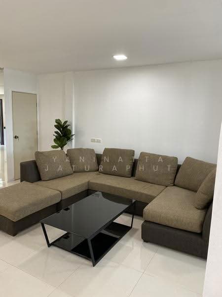 Townhouse in Phrom Phong, Bangkok, Khong Tan, Khlong Toei, Bangkok, 3 Bedrooms, 170 sqm, Townhouse For Rent, by Yaninatta Jaturaphut, 500651697 - DDproperty.com