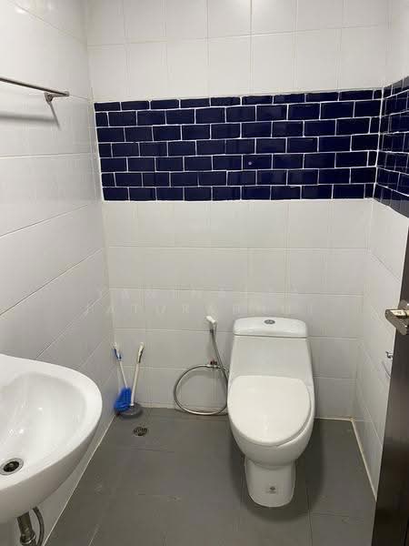 Townhouse in Phrom Phong, Bangkok, Khong Tan, Khlong Toei, Bangkok, 3 Bedrooms, 170 sqm, Townhouse For Rent, by Yaninatta Jaturaphut, 500651697 - DDproperty.com