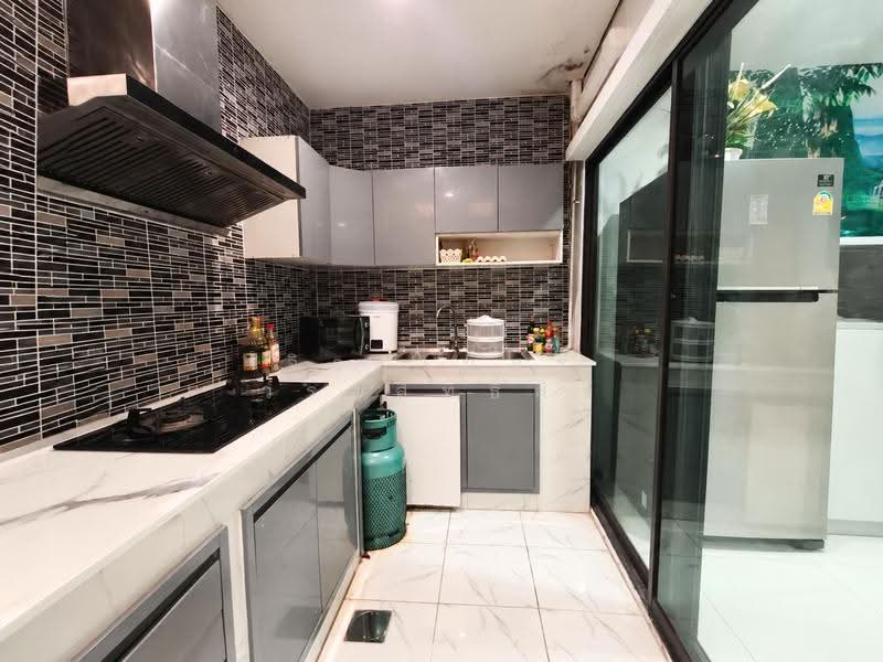 Baan Klang Muang Ladprao-Serithai, Bangkok, 8-2 Soi Serithai 52, Khan Na Yao, Bangkok, 3 Bedrooms, 152 sqm, Townhouse For Sale, by จิระเมศร์ วราสิทธิ์สิริ, 500651750 - DDproperty.com