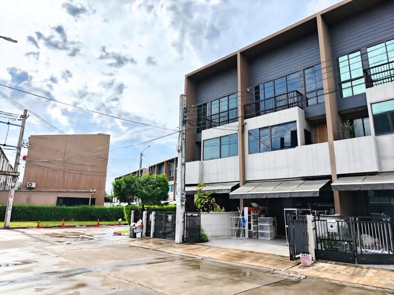 Baan Klang Muang Ladprao-Serithai : บ้านกลางเมือง ลาดพร้าว-เสรีไทย, กรุงเทพ, 8-2 ซอยเสรีไทย 52, คันนายาว, กรุงเทพ, 152 ตร.ม., ทาวน์เฮ้าส์ ขาย, โดย วิชาญ ก้าวหน้า, 500651770 - DDproperty.com