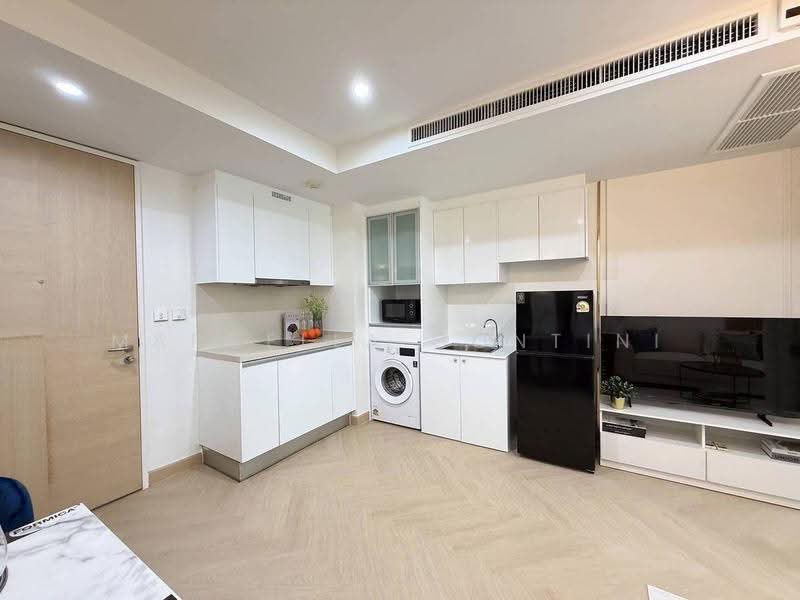 Collezio Sathorn-Pipat, Bangkok, 41 Soi Pipat 1 Silom Road, Silom, Bang Rak, Bangkok, 1 Bedroom, 42 sqm, Condo For Rent, by Marcella Contini, 500651784 - DDproperty.com