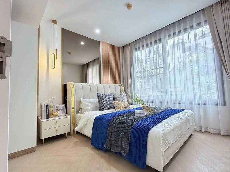 Collezio Sathorn-Pipat, Bangkok, 41 Soi Pipat 1 Silom Road, Silom, Bang Rak, Bangkok, 1 Bedroom, 42 sqm, Condo For Rent, by Marcella Contini, 500651784 - DDproperty.com