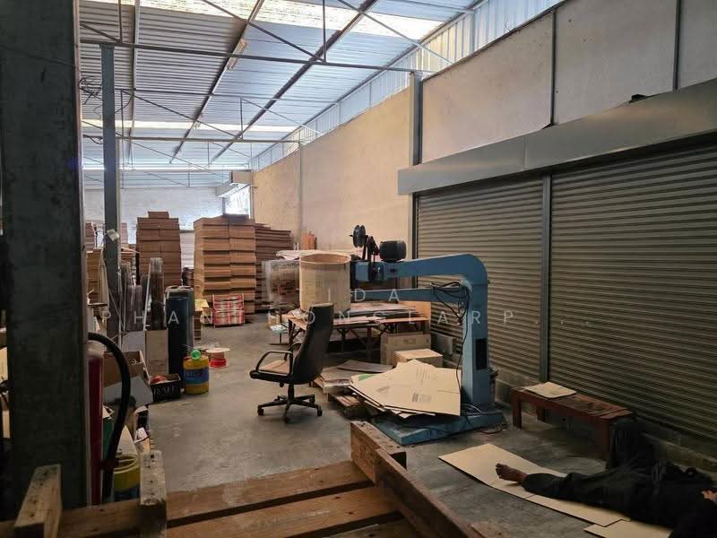 Warehouse for rent in On Nut, includes office space and is ready for use., Bangkok, Prawet, Bangkok, , 500 sqm, Warehouse/Factory For Rent, by Tida phanthonglarptawee, 500651927 - DDproperty.com