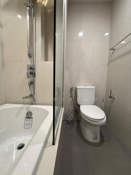 Oka Haus Sukhumvit 36, Bangkok, 3399 Rama 4 Road, Khong Tan, Khlong Toei, Bangkok, 1 Bedroom, 35 sqm, Condo For Rent, by Thida Thewinram, 500652011 - DDproperty.com