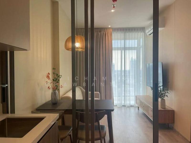 Rhythm Ekkamai Estate, Bangkok, Soi Sukhumvit 63, Khlongtoei Nua, Watthana, Bangkok, 1 Bedroom, 35 sqm, Condo For Rent, by Pichamon Chawbantard, 500652068 - DDproperty.com