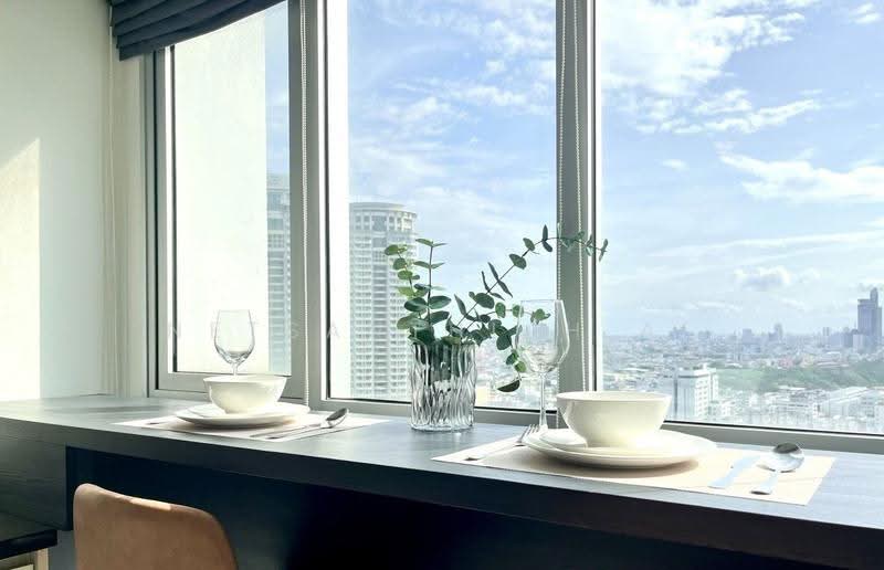 Rhythm Sathorn-Narathiwas, Bangkok, 651 Naradhiwas Rajanagarindra Road, Thung Maha Mek, Sathon, Bangkok, 1 Bedroom, 40 sqm, Condo For Rent, by Netsanthiah Ai, 500652076 - DDproperty.com