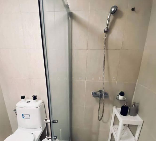 The Clover Thonglor Residence, Bangkok, Soi Sukhumvit 55, Khlong Tan Nua, Watthana, Bangkok, 1 Bedroom, 37 sqm, Condo For Rent, by Netsanthiah Ai, 500652109 - DDproperty.com