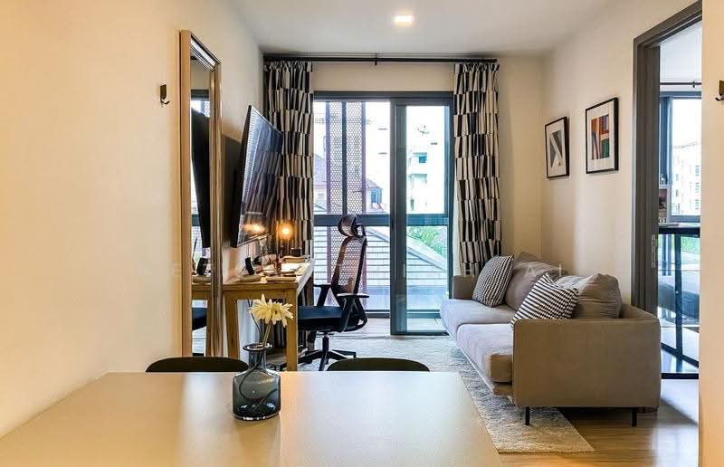 Taka Haus, Bangkok, 99 Soi Ekamai 10, Khlong Tan Nua, Watthana, Bangkok, 1 Bedroom, 48 sqm, Condo For Rent, by Netsanthiah Ai, 500652157 - DDproperty.com