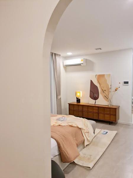 VIVE Krungthep Kreetha, Bangkok, Krungthep Kreetha Road, Saphan Sung, Bangkok, 4 Bedrooms, 421 sqm, Single Detached House For Rent, by Princeton Estate Co.,Ltd., 500652219 - DDproperty.com
